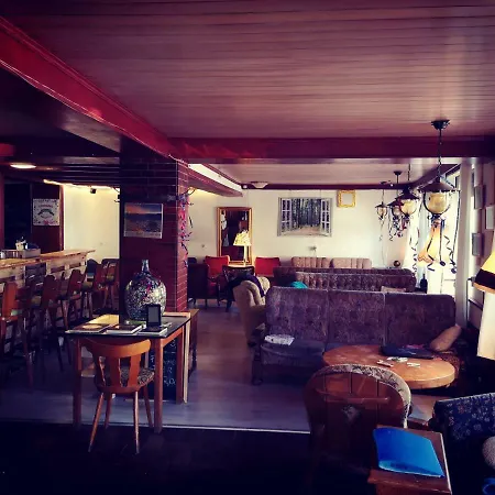 Bed & Breakfast Cafe Schwatzchen *